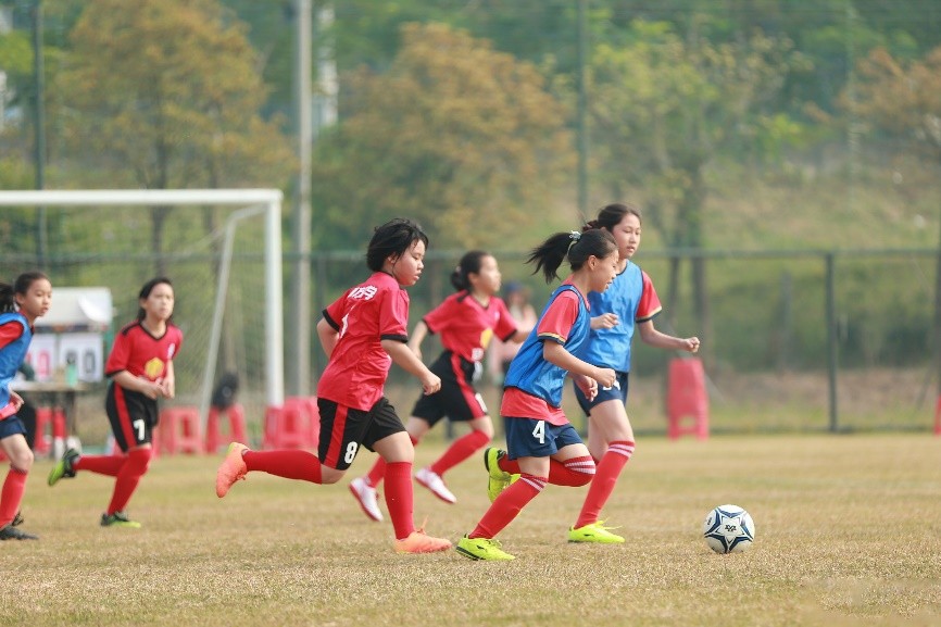 关注青少年成长！宜骏科技为九江中小学生足球交流提供良好的平台